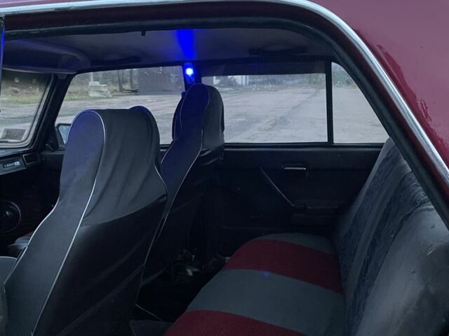 Червоний ВАЗ 2105, об'ємом двигуна 1.3 л та пробігом 55 тис. км за 523 $, фото 5 на Automoto.ua