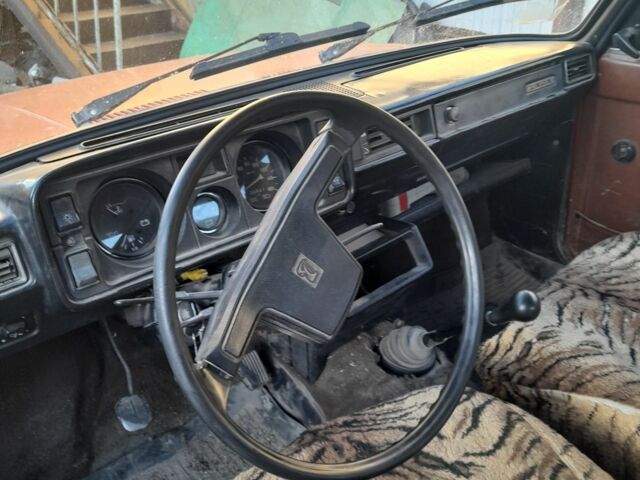 Червоний ВАЗ 2105, об'ємом двигуна 0 л та пробігом 150 тис. км за 382 $, фото 7 на Automoto.ua