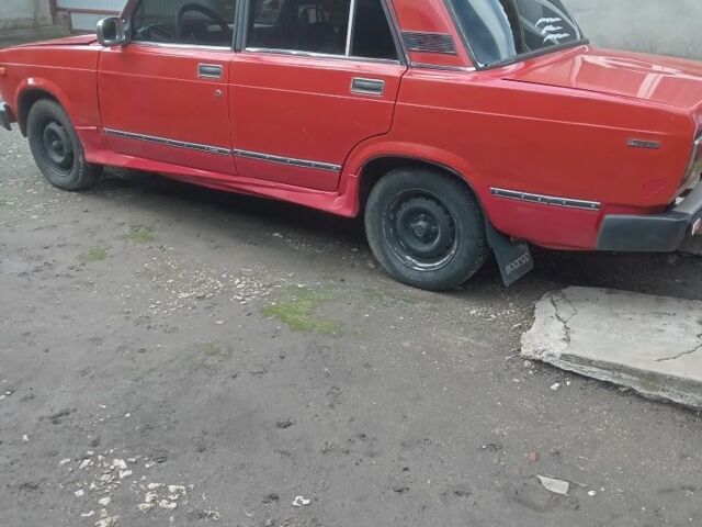 Красный ВАЗ 2105, объемом двигателя 3 л и пробегом 100 тыс. км за 400 $, фото 1 на Automoto.ua