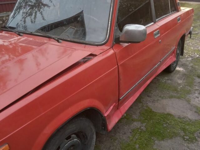 Красный ВАЗ 2105, объемом двигателя 3 л и пробегом 100 тыс. км за 400 $, фото 2 на Automoto.ua