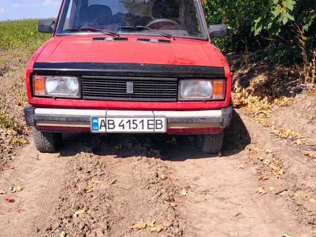 Красный ВАЗ 2105, объемом двигателя 1.2 л и пробегом 3 тыс. км за 900 $, фото 3 на Automoto.ua