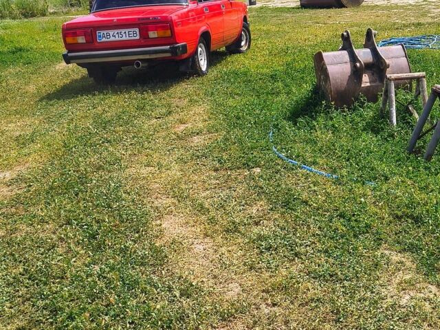 Красный ВАЗ 2105, объемом двигателя 1.2 л и пробегом 3 тыс. км за 900 $, фото 4 на Automoto.ua