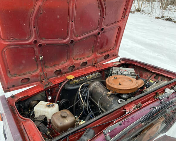 Красный ВАЗ 2105, объемом двигателя 1.5 л и пробегом 777 тыс. км за 837 $, фото 7 на Automoto.ua