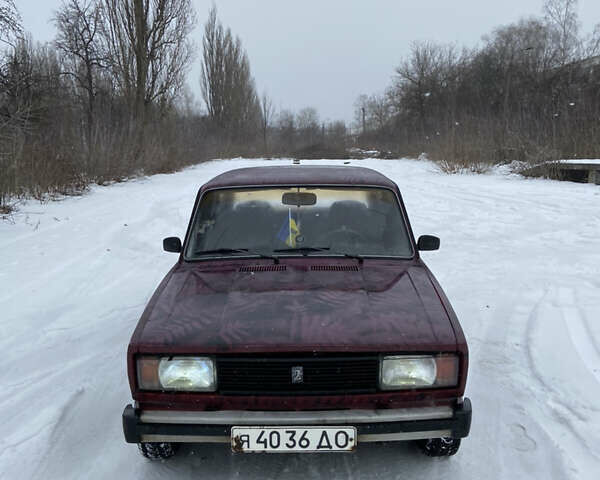 Красный ВАЗ 2105, объемом двигателя 1.5 л и пробегом 777 тыс. км за 837 $, фото 1 на Automoto.ua
