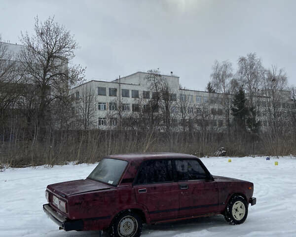 Красный ВАЗ 2105, объемом двигателя 1.5 л и пробегом 777 тыс. км за 837 $, фото 3 на Automoto.ua