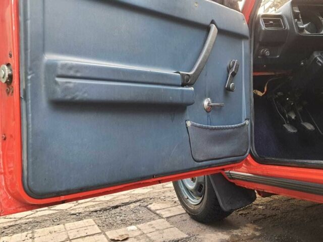 Красный ВАЗ 2105, объемом двигателя 0 л и пробегом 100 тыс. км за 900 $, фото 16 на Automoto.ua