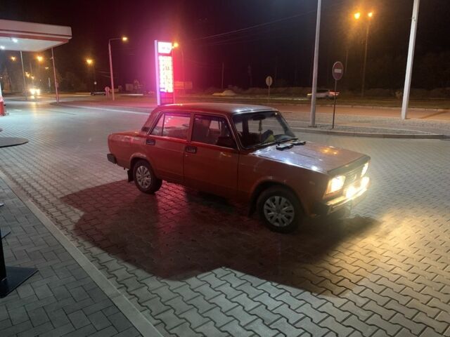 Красный ВАЗ 2105, объемом двигателя 1.3 л и пробегом 16 тыс. км за 787 $, фото 3 на Automoto.ua