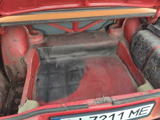 Красный ВАЗ 2105, объемом двигателя 1.3 л и пробегом 125 тыс. км за 670 $, фото 12 на Automoto.ua