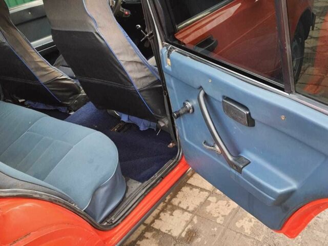 Красный ВАЗ 2105, объемом двигателя 0 л и пробегом 100 тыс. км за 900 $, фото 15 на Automoto.ua