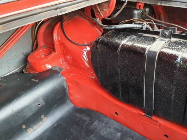 Красный ВАЗ 2105, объемом двигателя 0 л и пробегом 100 тыс. км за 900 $, фото 7 на Automoto.ua