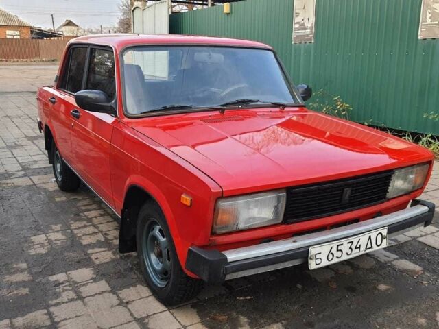 Красный ВАЗ 2105, объемом двигателя 0 л и пробегом 100 тыс. км за 900 $, фото 1 на Automoto.ua