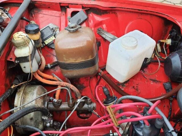 Красный ВАЗ 2105, объемом двигателя 0 л и пробегом 100 тыс. км за 900 $, фото 9 на Automoto.ua