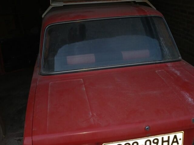 ВАЗ 2105 1981 у Запоріжжя на Automoto.ua Червоний ВАЗ 2105, об'ємом двигуна 0 л та пробігом 33 тис. км за 478 $, фото 8 на Automoto.ua
