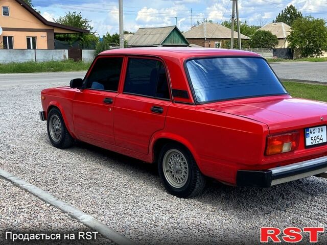 Красный ВАЗ 2105, объемом двигателя 1.3 л и пробегом 80 тыс. км за 1200 $, фото 2 на Automoto.ua