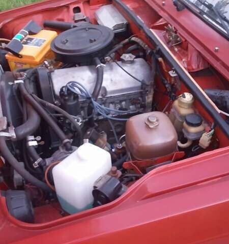 Красный ВАЗ 2105, объемом двигателя 1.5 л и пробегом 85 тыс. км за 850 $, фото 1 на Automoto.ua