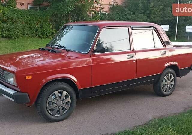 Красный ВАЗ 2105, объемом двигателя 1.5 л и пробегом 85 тыс. км за 850 $, фото 11 на Automoto.ua