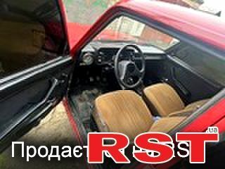 Красный ВАЗ 2105, объемом двигателя 1.3 л и пробегом 111 тыс. км за 800 $, фото 3 на Automoto.ua