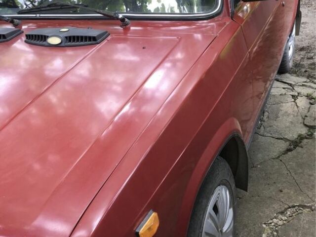 Красный ВАЗ 2105, объемом двигателя 1.3 л и пробегом 100 тыс. км за 787 $, фото 7 на Automoto.ua