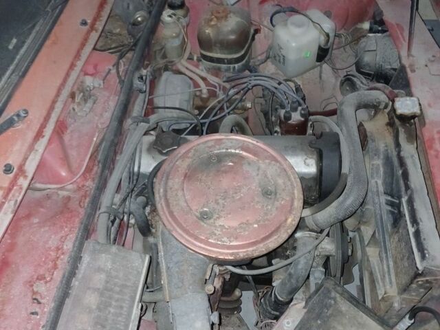 ВАЗ 2105 1981 у Запоріжжя на Automoto.ua Червоний ВАЗ 2105, об'ємом двигуна 0 л та пробігом 33 тис. км за 478 $, фото 7 на Automoto.ua