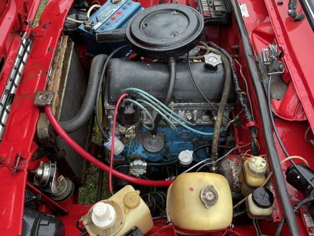 Красный ВАЗ 2105, объемом двигателя 1.3 л и пробегом 1000 тыс. км за 500 $, фото 7 на Automoto.ua