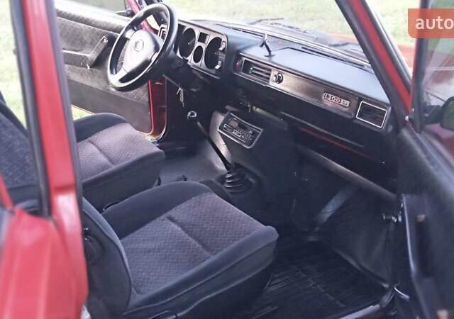Красный ВАЗ 2105, объемом двигателя 1.5 л и пробегом 85 тыс. км за 850 $, фото 12 на Automoto.ua