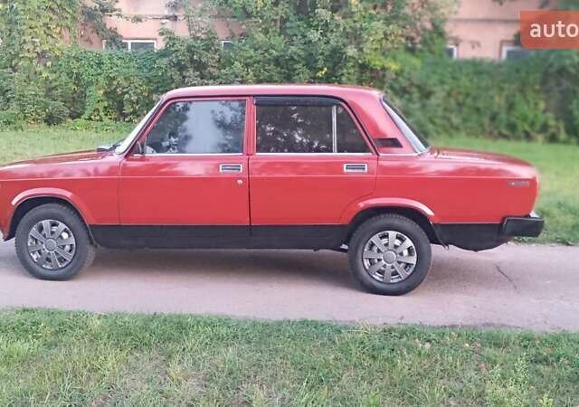 Красный ВАЗ 2105, объемом двигателя 1.5 л и пробегом 85 тыс. км за 850 $, фото 19 на Automoto.ua