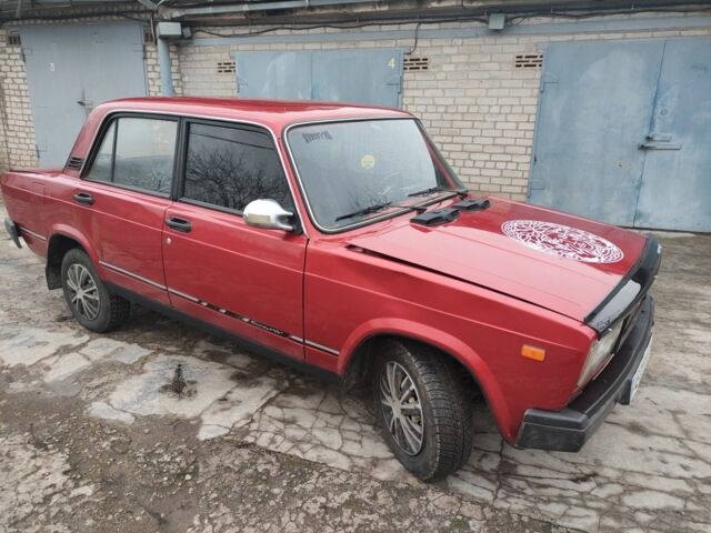 Красный ВАЗ 2105, объемом двигателя 1.3 л и пробегом 33 тыс. км за 617 $, фото 11 на Automoto.ua