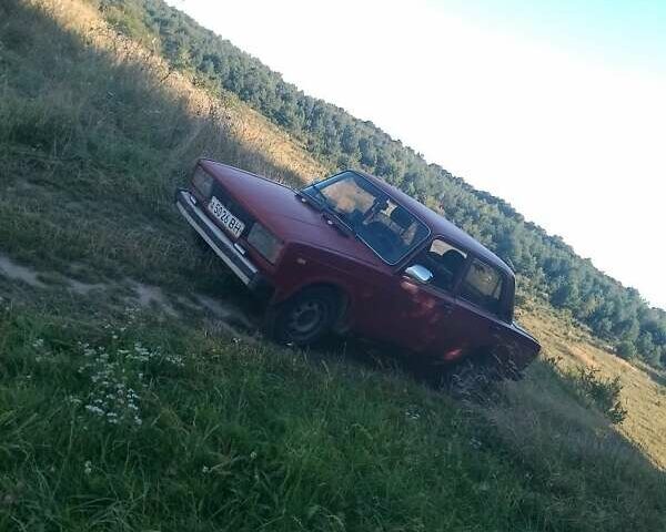 Красный ВАЗ 2105, объемом двигателя 1.5 л и пробегом 100 тыс. км за 500 $, фото 8 на Automoto.ua