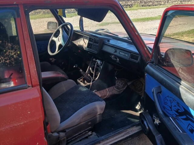 Червоний ВАЗ 2105, об'ємом двигуна 1.3 л та пробігом 1000 тис. км за 400 $, фото 4 на Automoto.ua