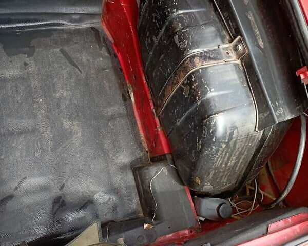 Красный ВАЗ 2105, объемом двигателя 0 л и пробегом 44 тыс. км за 2800 $, фото 12 на Automoto.ua
