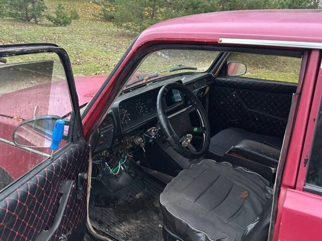 Красный ВАЗ 2105, объемом двигателя 1.3 л и пробегом 333 тыс. км за 298 $, фото 4 на Automoto.ua