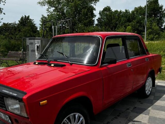 Красный ВАЗ 2105, объемом двигателя 1.5 л и пробегом 66 тыс. км за 400 $, фото 3 на Automoto.ua