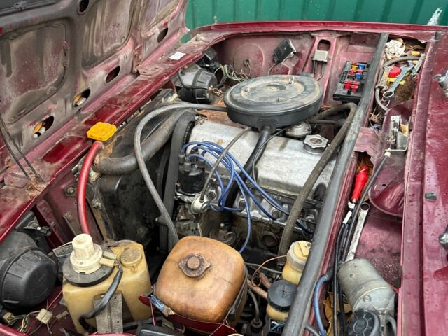 Червоний ВАЗ 2105, об'ємом двигуна 0 л та пробігом 777 тис. км за 382 $, фото 2 на Automoto.ua