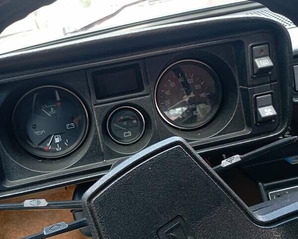 Красный ВАЗ 2105, объемом двигателя 0 л и пробегом 44 тыс. км за 2800 $, фото 13 на Automoto.ua