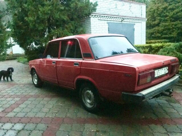 Червоний ВАЗ 2105, об'ємом двигуна 1.3 л та пробігом 555 тис. км за 750 $, фото 3 на Automoto.ua