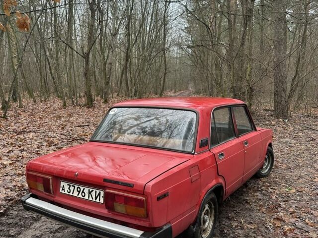Красный ВАЗ 2105, объемом двигателя 1.3 л и пробегом 200 тыс. км за 391 $, фото 2 на Automoto.ua
