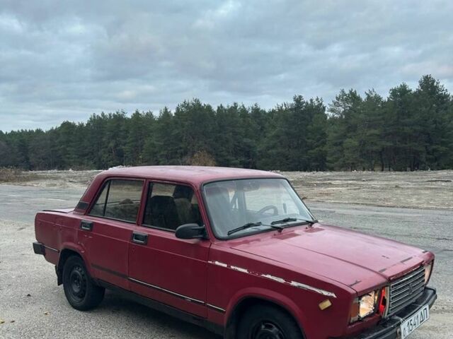 Красный ВАЗ 2105, объемом двигателя 1.3 л и пробегом 333 тыс. км за 298 $, фото 1 на Automoto.ua