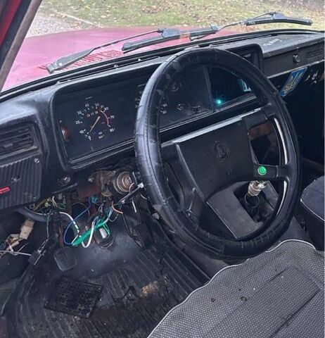 Червоний ВАЗ 2105, об'ємом двигуна 1.3 л та пробігом 3 тис. км за 189 $, фото 6 на Automoto.ua