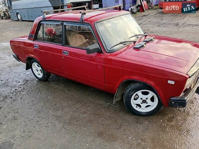 Красный ВАЗ 2105, объемом двигателя 1.5 л и пробегом 50 тыс. км за 1500 $, фото 2 на Automoto.ua