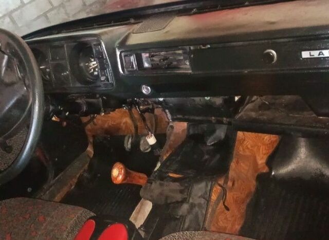 Красный ВАЗ 2105, объемом двигателя 0 л и пробегом 839 тыс. км за 20000 $, фото 1 на Automoto.ua