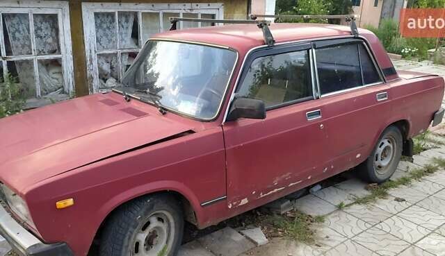 Червоний ВАЗ 2105, об'ємом двигуна 1.5 л та пробігом 198 тис. км за 724 $, фото 1 на Automoto.ua