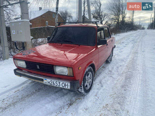 Червоний ВАЗ 2105, об'ємом двигуна 1.1 л та пробігом 200 тис. км за 850 $, фото 1 на Automoto.ua
