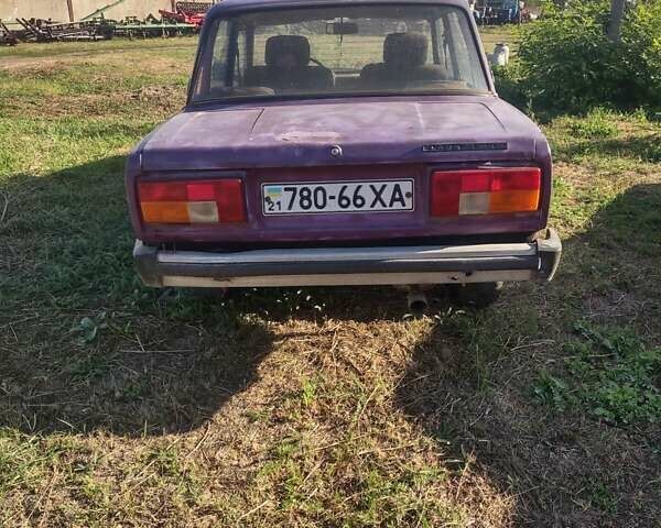 Красный ВАЗ 2105, объемом двигателя 1.5 л и пробегом 123 тыс. км за 383 $, фото 3 на Automoto.ua