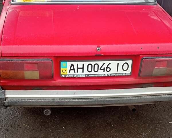 Красный ВАЗ 2105, объемом двигателя 1.2 л и пробегом 300 тыс. км за 1000 $, фото 3 на Automoto.ua