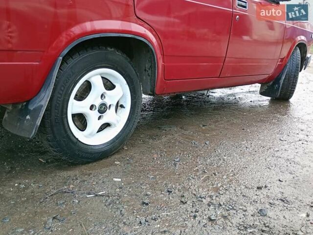 Красный ВАЗ 2105, объемом двигателя 1.5 л и пробегом 50 тыс. км за 1500 $, фото 12 на Automoto.ua