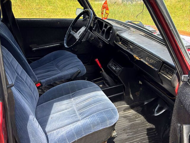 Красный ВАЗ 2105, объемом двигателя 1.3 л и пробегом 120 тыс. км за 590 $, фото 7 на Automoto.ua