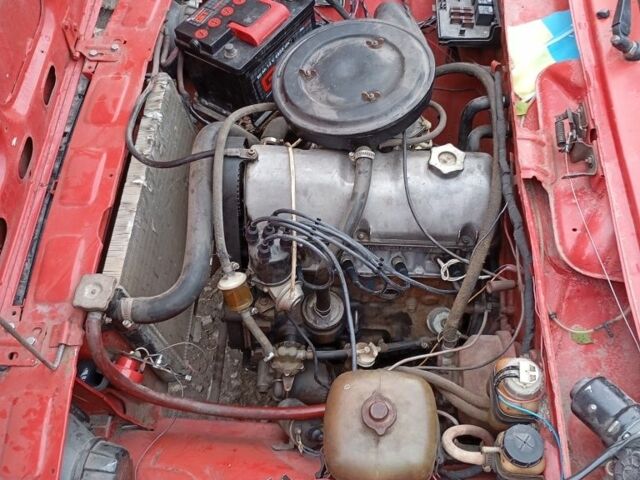 ВАЗ 2105 1983 в Хмельницком на Automoto.ua Красный ВАЗ 2105, объемом двигателя 1.3 л и пробегом 1000 тыс. км за 500 $, фото 2 на Automoto.ua