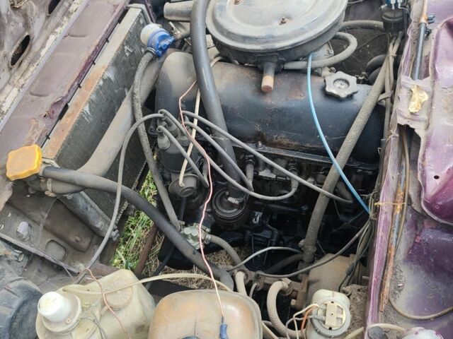 Червоний ВАЗ 2105, об'ємом двигуна 1.5 л та пробігом 350 тис. км за 190 $, фото 3 на Automoto.ua