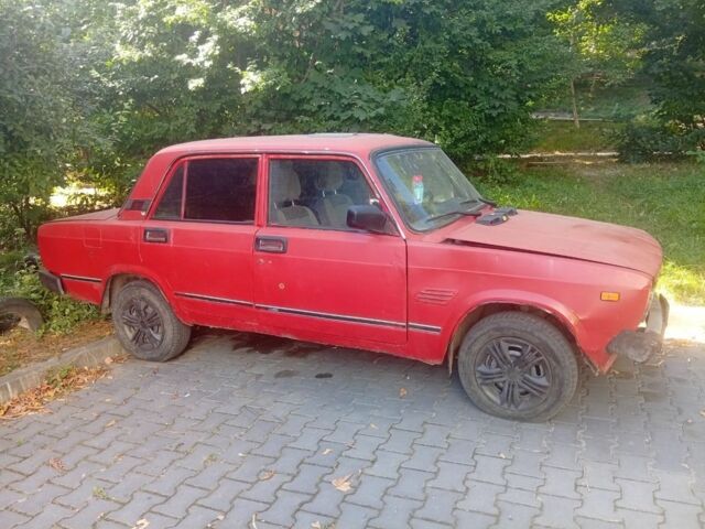 Красный ВАЗ 2105, объемом двигателя 1.5 л и пробегом 170 тыс. км за 214 $, фото 2 на Automoto.ua