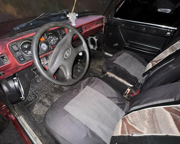 ВАЗ 2105 1983 в Решетиловке на Automoto.ua Красный ВАЗ 2105, объемом двигателя 1.3 л и пробегом 95 тыс. км за 700 $, фото 6 на Automoto.ua